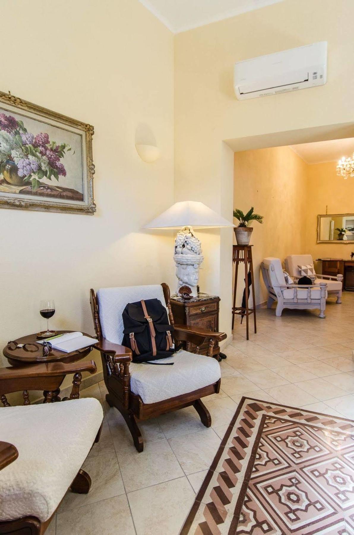 Bed and Breakfast Liberty Quartucciu Exterior foto